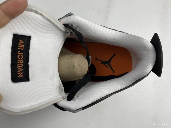 4 Retro Jordan Starfish Air CW7183-100 (W) 0711